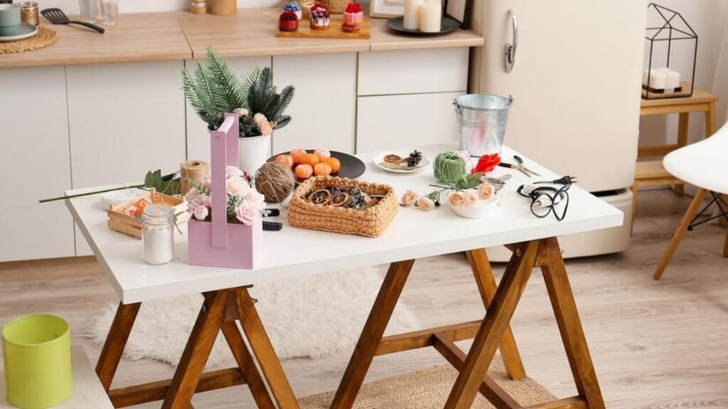 The Top Mid Century Dare to embrace textures and volumes this year