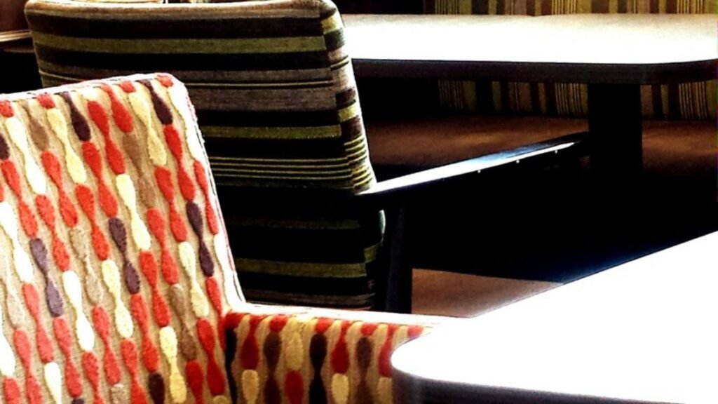 Why Mismatched Dining Your Space Will Exude a Cozy Nordic Vibe