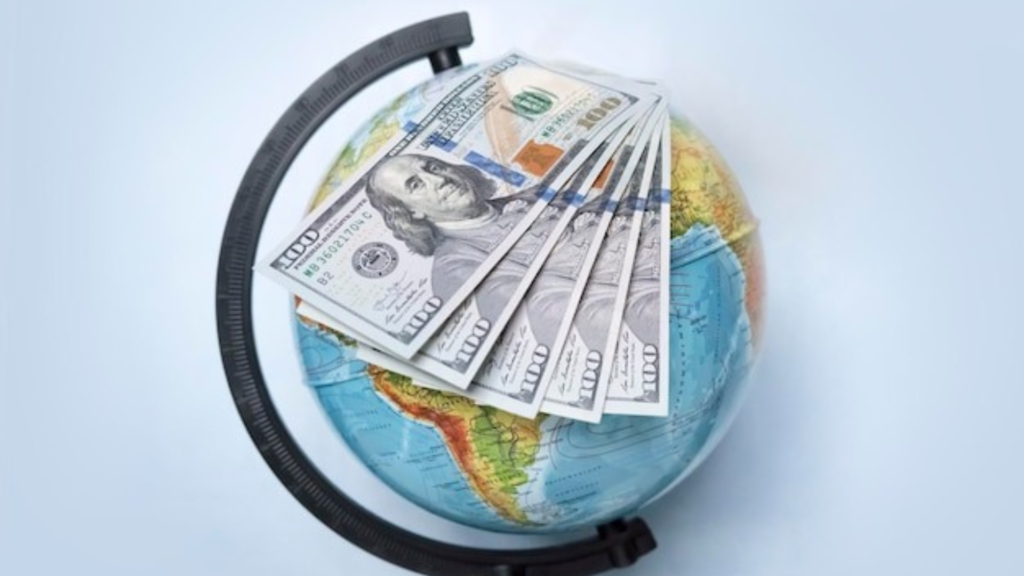 Endogeneity of Labor and Economic Mobility